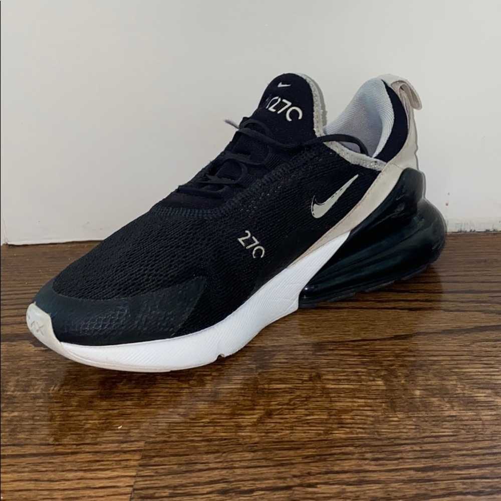 Nike Air Max 270’s Black Bone